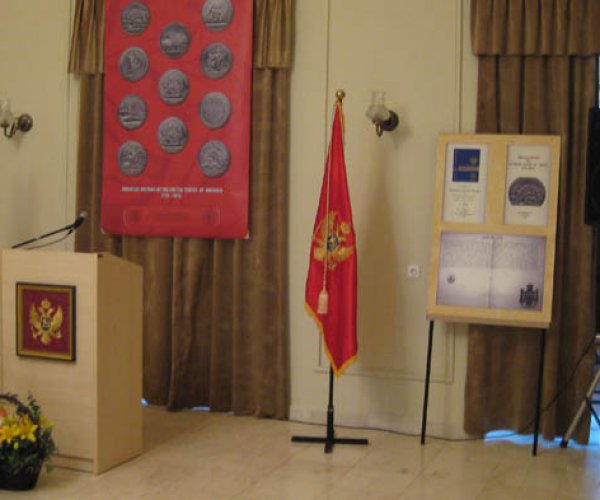 Izložba u CNB ,,Medalje povijesti Sjedinjenih Američkih Država 1776-1876.“