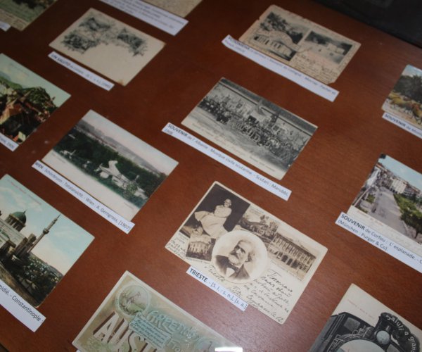 EXHIBITION OF OLD TOURIST POSTCARDS “GREETINGS FROM FAR AWAY TO FAR AWAY” AT NLM UNTIL NOVEMBER 14