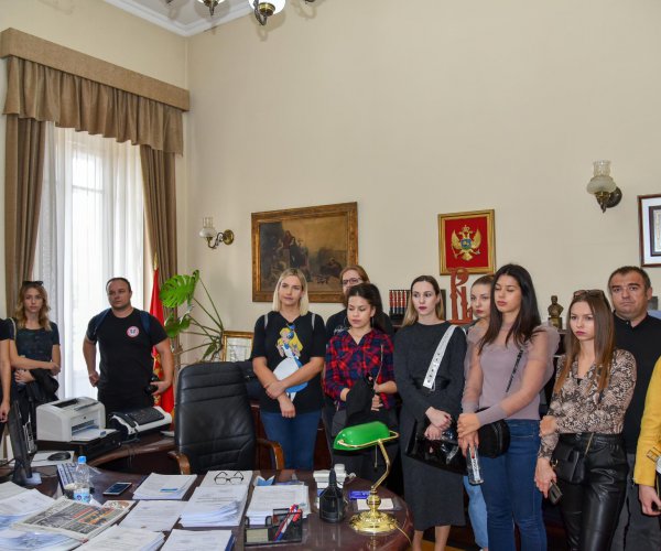 STUDENTS FROM THE UNIVERSITY OF ZADAR VISITED NLM