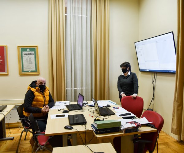 CONTINUATION OF PROFESSIONAL TRAINING AT NLM