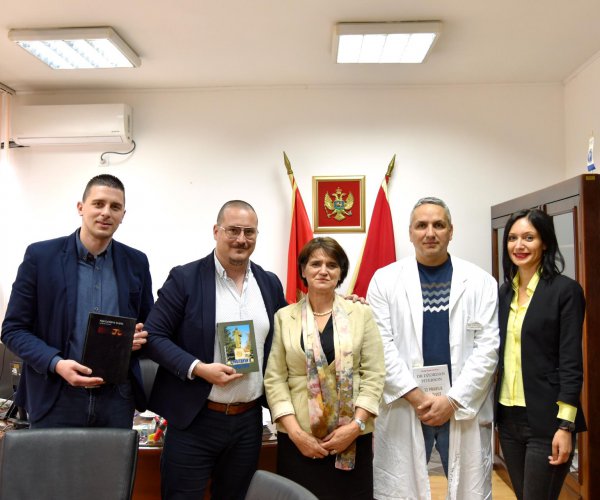 BOOK DONATION TO THE HEALTH CENTER AND GENERAL HOSPITAL “DANILO I” IN CETINJE