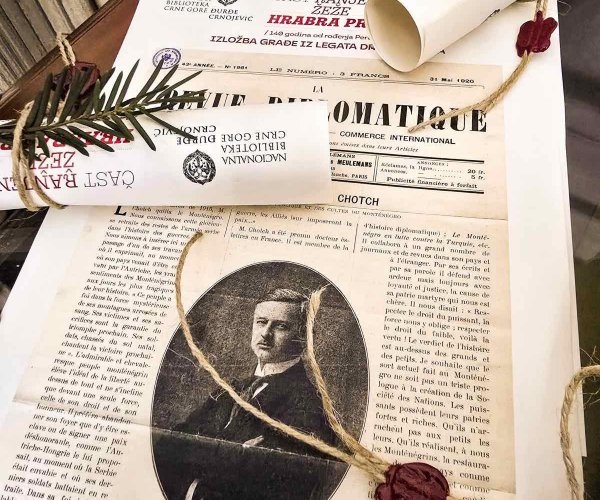 THE WOUNDED HONOR BURNS THE BRAVE BREAST