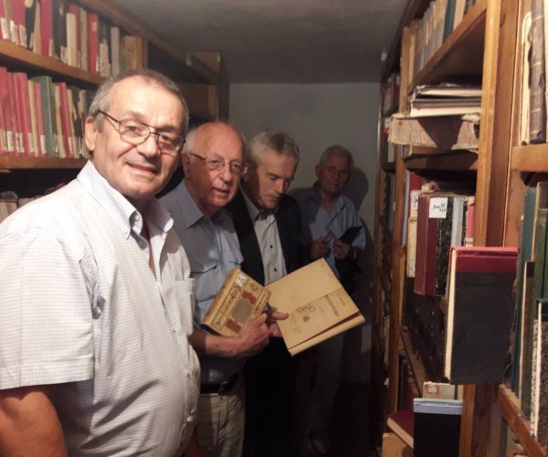 DIRECTOR OF NLM VISITED LIBRARY IN SHKODRA